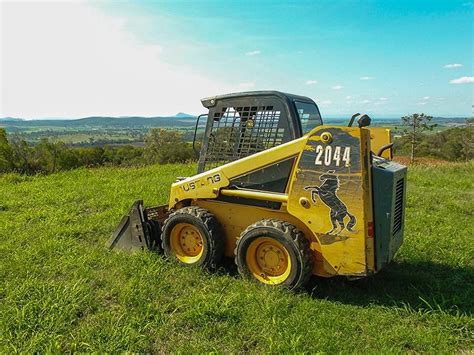 mustang 2044 skid steer specifications